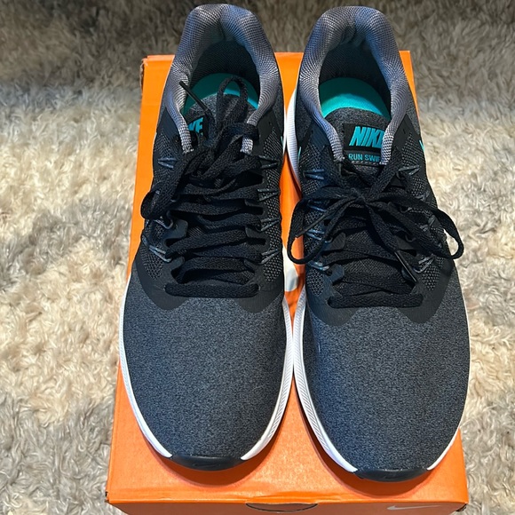 Nike run swift brand new - Picture 1 of 4